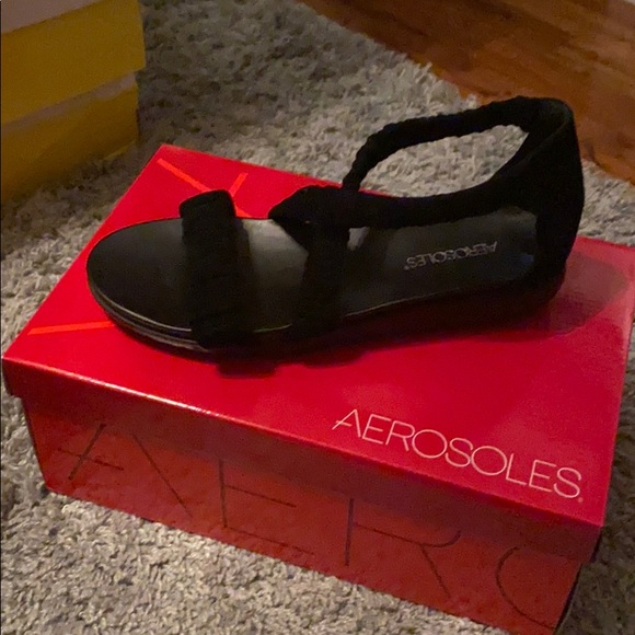 Sandals - Picture 3 of 4